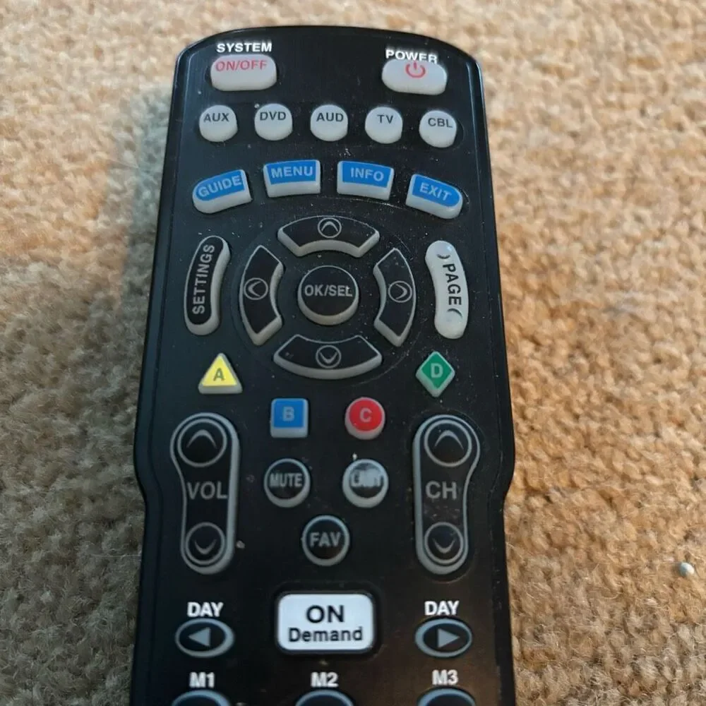 CCI UR5U-9000L Universal Remote Control *Works*
